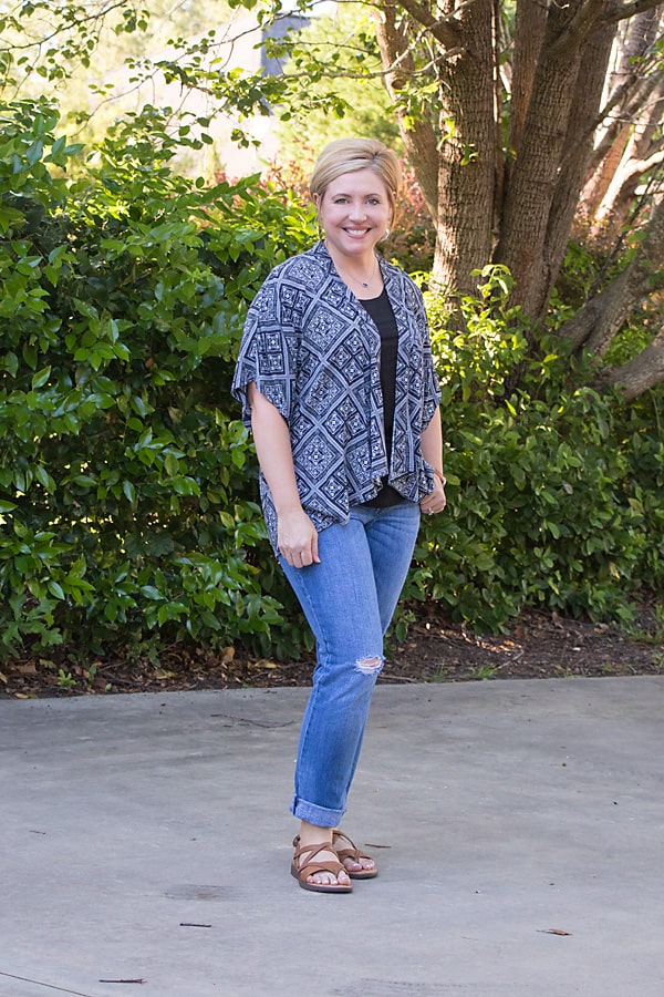 kimono with boyfriend jeans