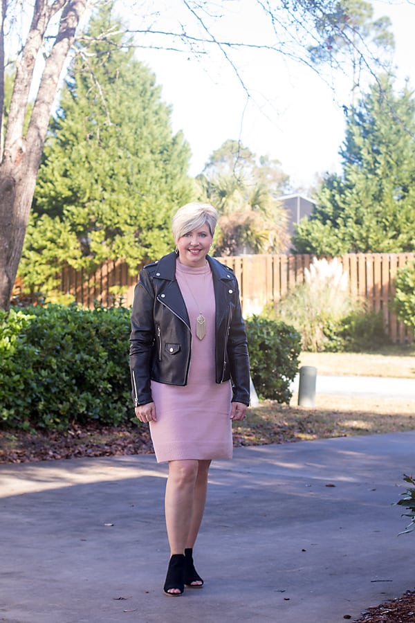 date night outfit with sweater dress