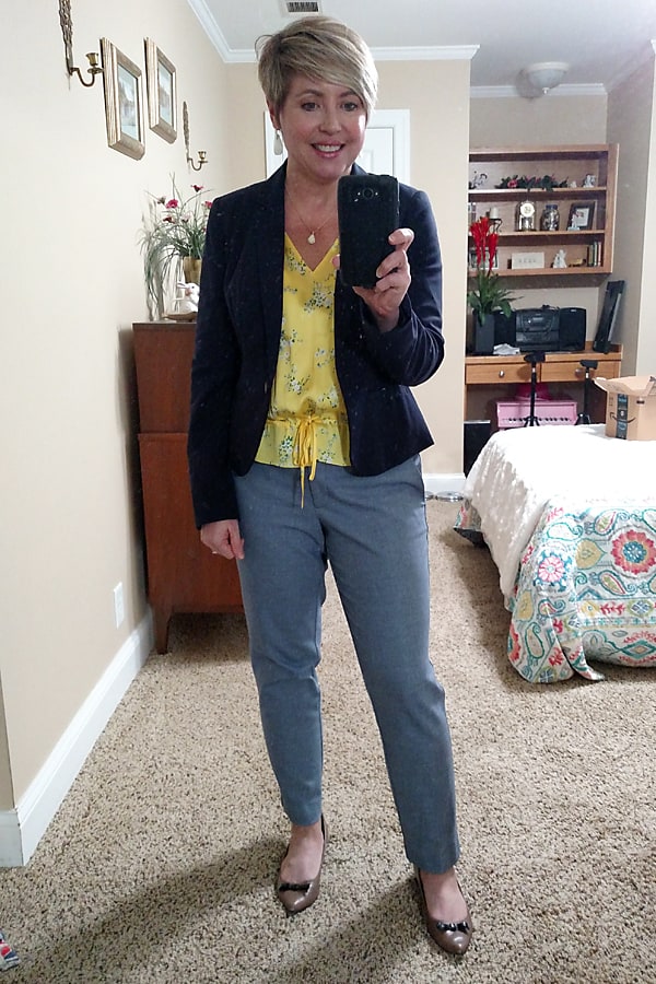 Women's summer office outfit