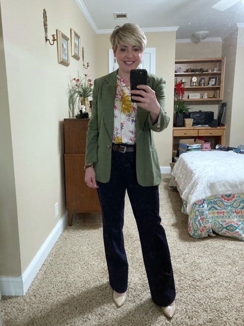 Women's spring office outfit