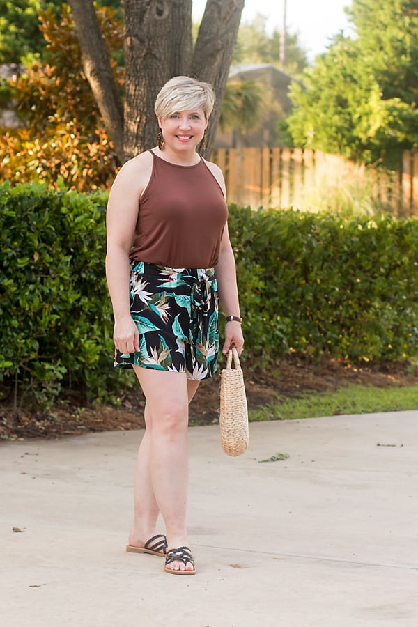 tropical shorts beach outfit