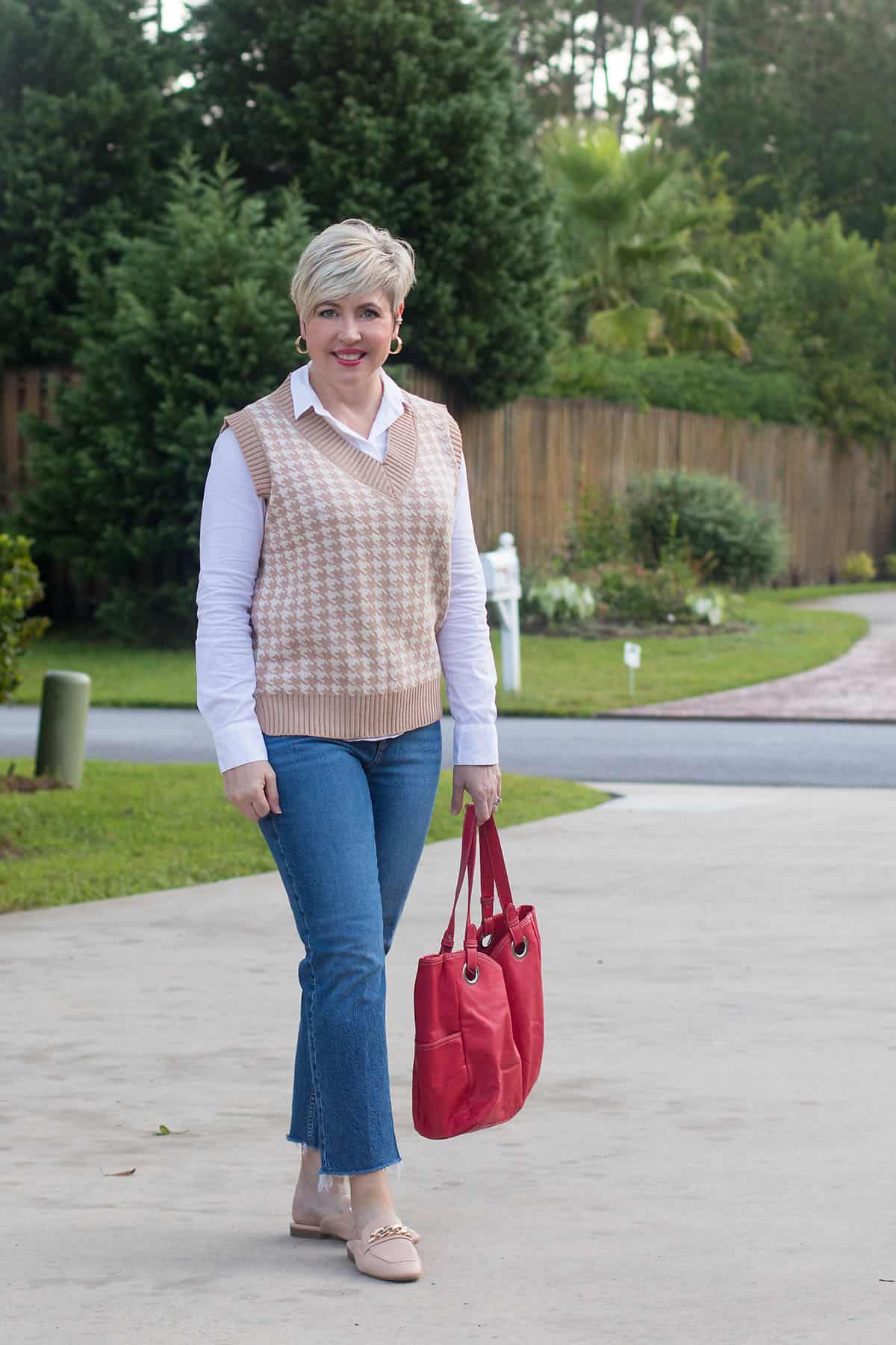 houndstooth sweater vest outfit