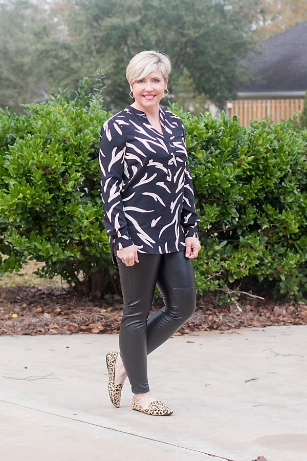 black faux leather leggings outfit