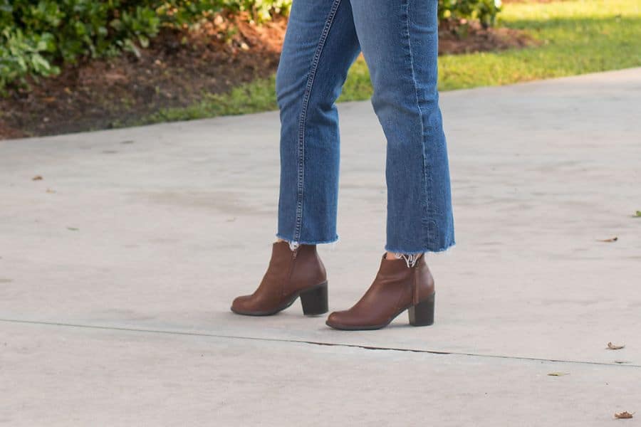 how to wear ankle boots with wide leg jeans