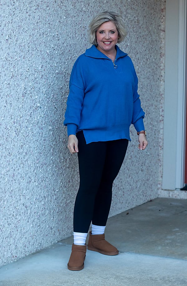 Oversized sweater and leggings outfit