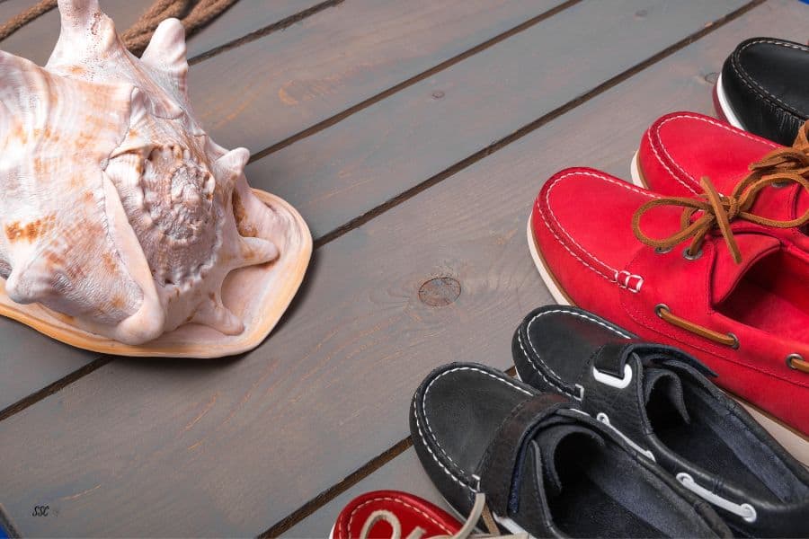 boat shoes