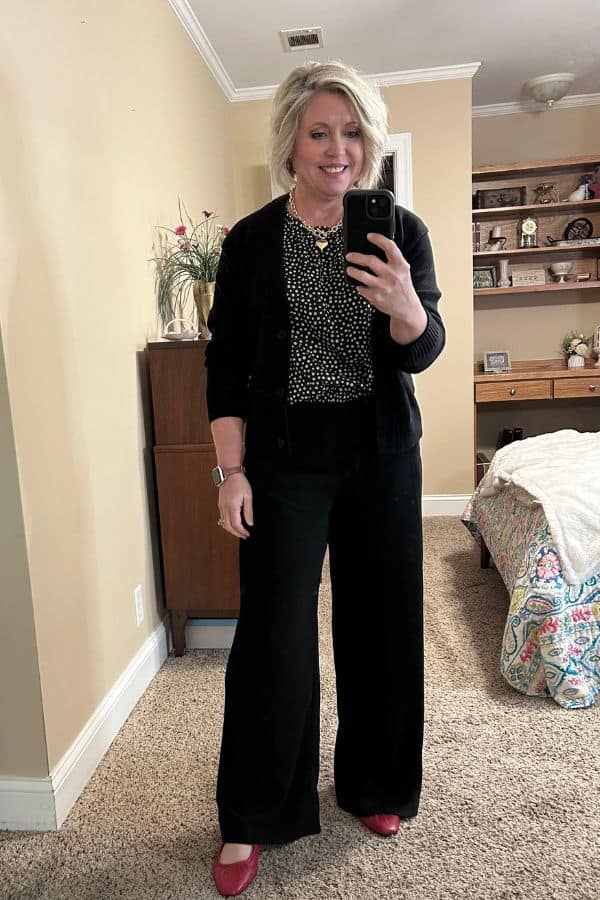wide leg pants outfit