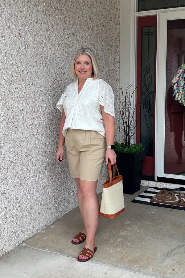 Amazon summer outfit in white and khaki