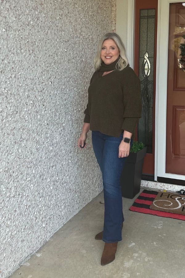 scarf sweater outfit