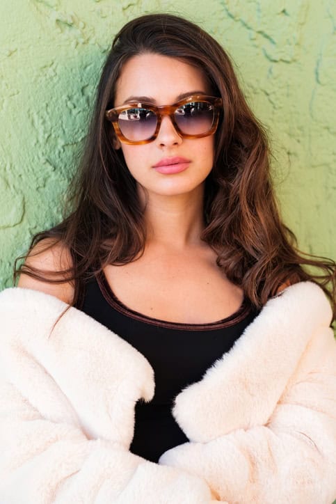oversized sunglasses trend