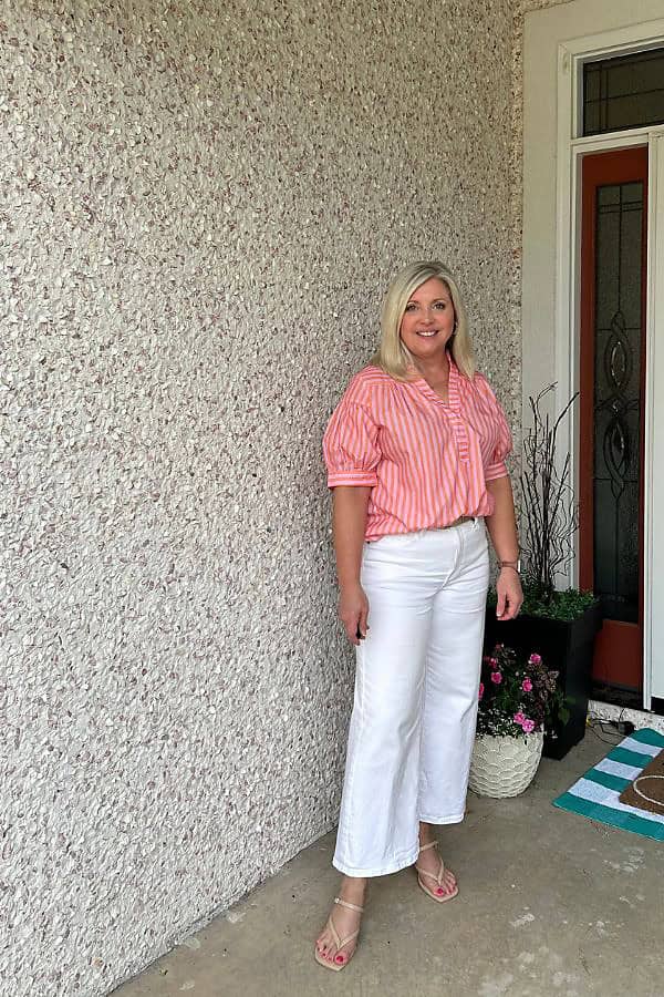 white cropped jeans with summer striped top