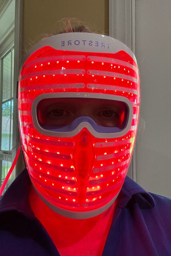 red light therapy mask